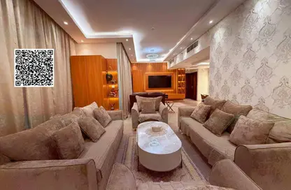 شقة - 2 غرف نوم - 3 حمامات للبيع في مساكن كورنيش عجمان - طريق كورنيش عجمان - عجمان