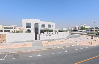 Villa - 5 Bedrooms - 7 Bathrooms for rent in Nad Al Sheba 2 - Nad Al Sheba - Dubai