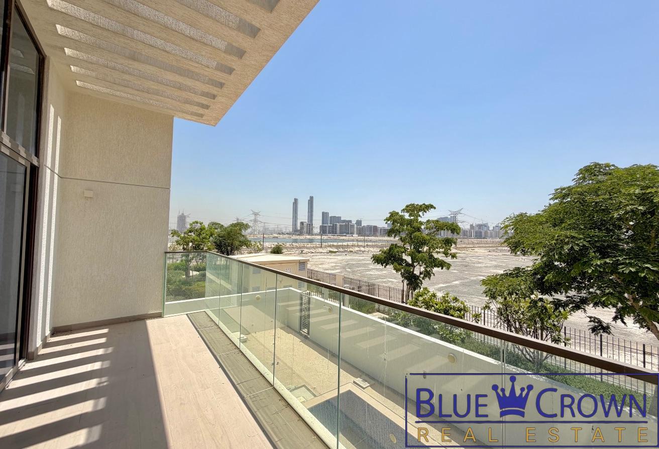 Ultra Luxury 4BR + Maid Villa | Brand New | Pool photo 5