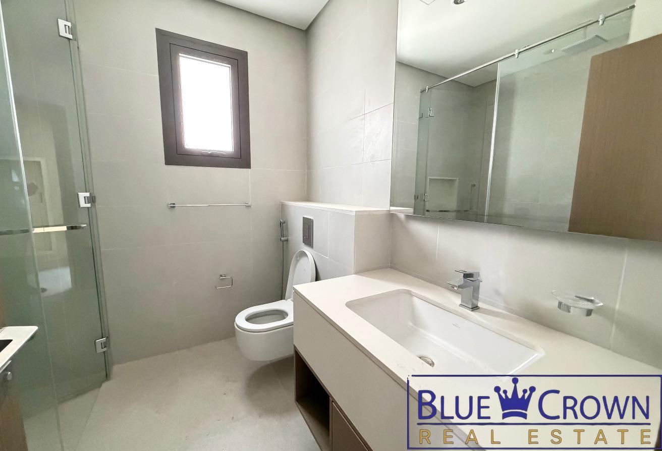 Ultra Luxury 4BR + Maid Villa | Brand New | Pool photo 16