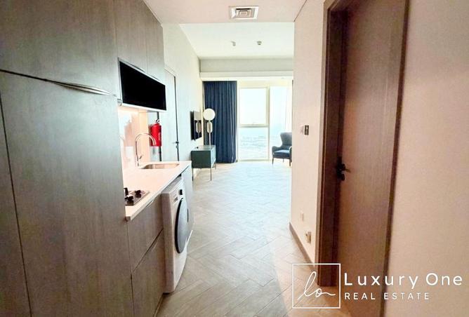 Furnished | Sea and SZR View | All Bills Inclusive photo 3