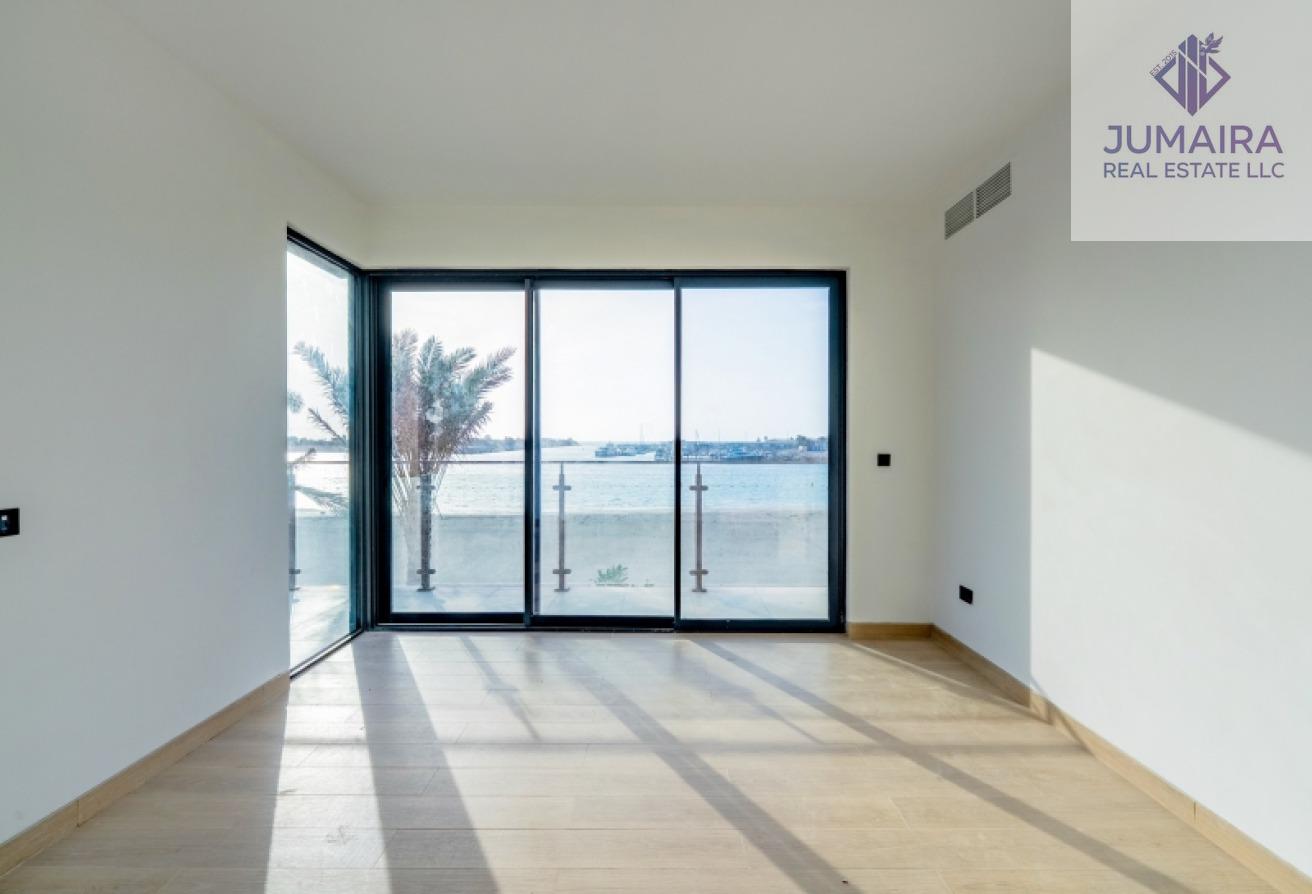 5 Bedroom Villa | Private Beach | Payment plan