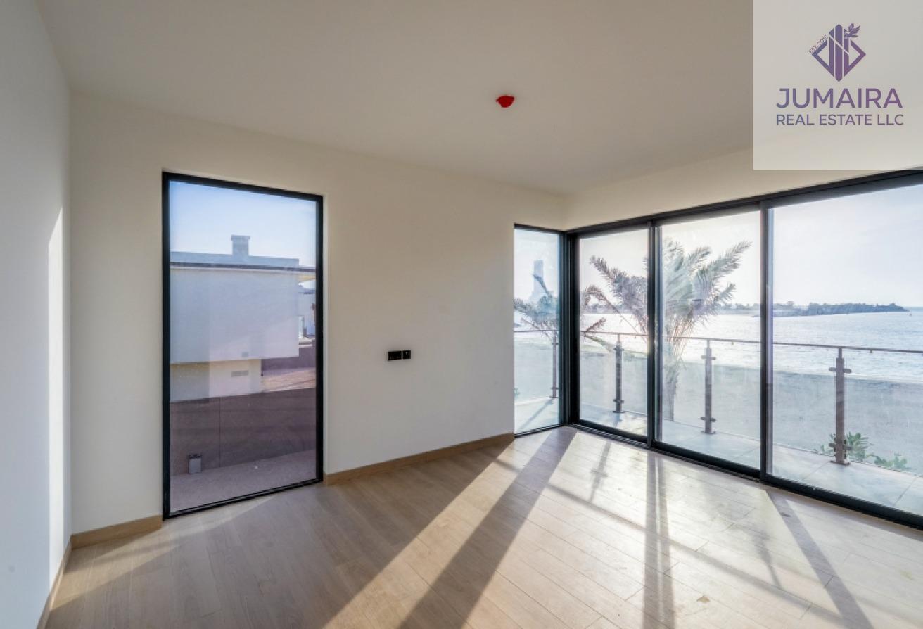 5 Bedroom Villa | Private Beach | Payment plan