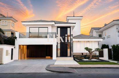 Villa - 4 Bedrooms - 5 Bathrooms for sale in Garden Homes Frond F - Garden Homes - Palm Jumeirah - Dubai