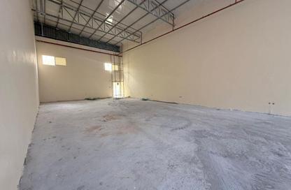 Warehouse - Studio - 1 Bathroom for rent in Umm Al Thuoob - Umm Al Quwain