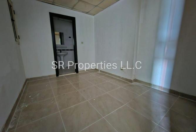 73110495 - Property Image 3