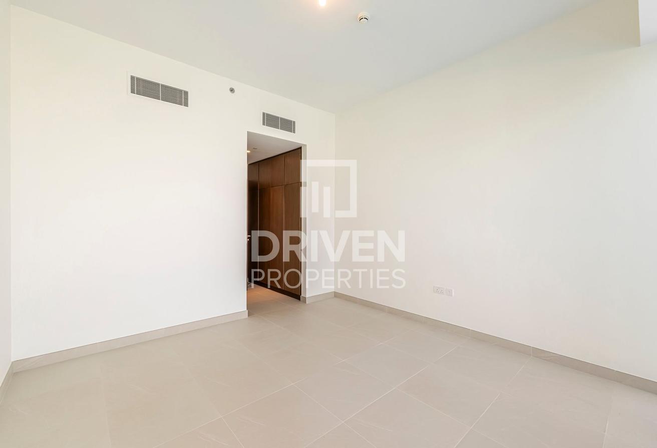 Full Canal View | Brand New | High Floor photo 7