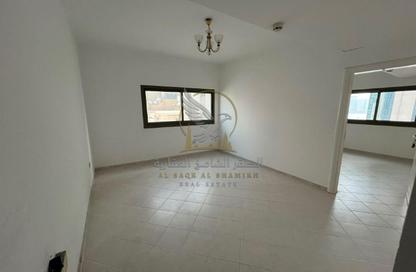 Apartment - 1 - 1 for rent in Al Majaz 1 - Al Majaz - Sharjah Apartment - 1 - 1 for rent in Al Majaz 1 - Al Majaz - Sharjah