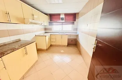 شقة - غرفة نوم - 2 حمامات للايجار في بناية مويليح 29 - مويلح - الشارقة