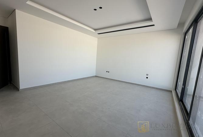 70267505 - صورة العقار 2