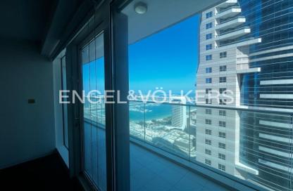 Apartment - 2 Bedrooms - 3 Bathrooms for rent in Damac Heights - Dubai Marina - Dubai