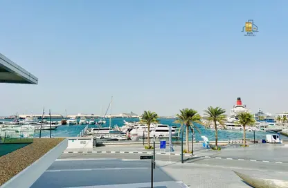 Apartment - 1 Bedroom - 1 Bathroom for rent in Seagate Building 1 - Seagate - Mina Rashid - Dubai