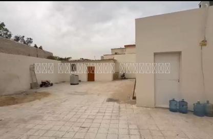 Apartment - 7+ Bedrooms - 7 Bathrooms for sale in Al Sabkha - Al Riqqa - Sharjah