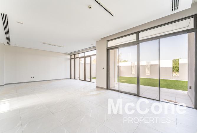 127020372 - Property Image 2