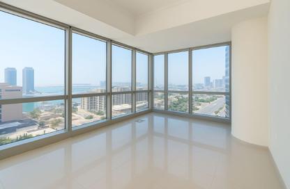 Apartment - 3 Bedrooms - 5 Bathrooms for rent in Ocean Heights - Dubai Marina - Dubai