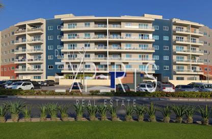 Apartment - 3 - 4 for rent in Tower 19 - Al Reef Downtown - Al Reef - Abu Dhabi Apartment - 3 - 4 for rent in Tower 19 - Al Reef Downtown - Al Reef - Abu Dhabi