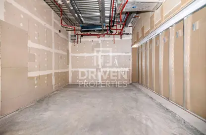 Retail - Studio for rent in Al Maqtaa Mall - Dubai Investment Park (DIP) - Dubai