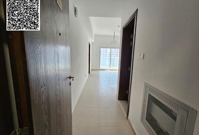 72307142 - Property Image 2