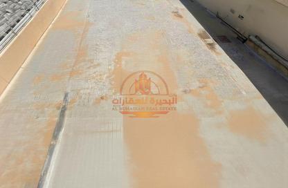 أرض - استوديو للايجار في مدينة الإمارات الصناعية - الشارقة