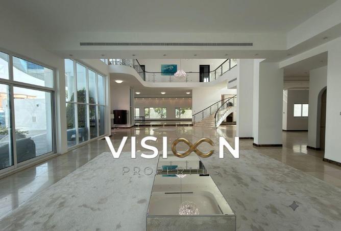128372669 - Property Image 3