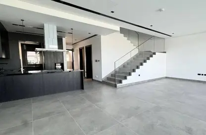 تاون هاوس - 4 غرف نوم - 5 حمامات للبيع في غرب الفرجان - الفرجان - دبي