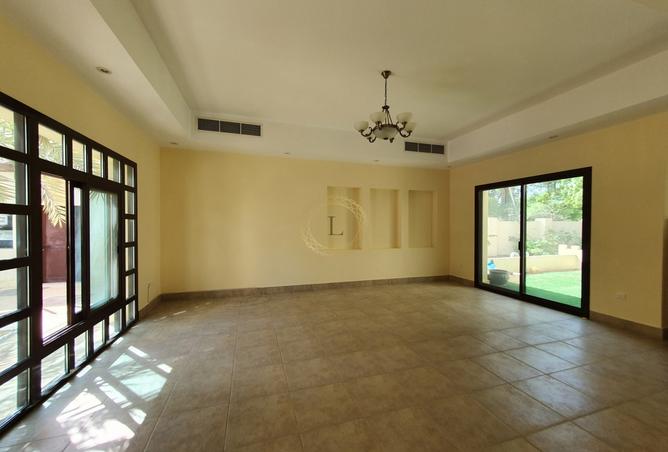 128845940 - Property Image 2