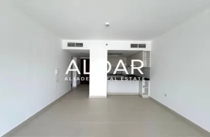 Apartment - 1 Bedroom - 2 Bathrooms for rent in Oxford Building - District 14 - Jumeirah Village Circle - Dubai
