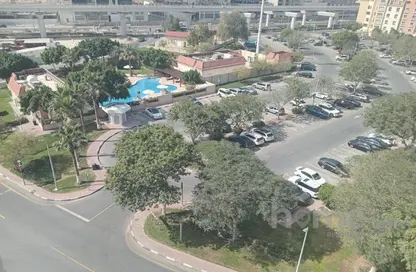 شقة - 2 غرف نوم - 3 حمامات للبيع في مبنى 129 - طراز حديث - ديسكفري جاردنز - دبي