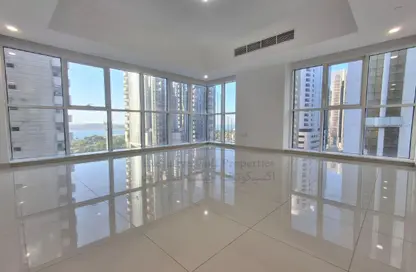 Apartment - 2 Bedrooms - 2 Bathrooms for rent in Corniche Road - Abu Dhabi