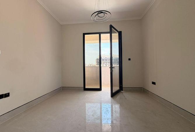 73115153 - Property Image 3