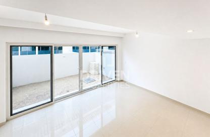 Townhouse - 4 - 4 for sale in Camelia - Damac Hills 2 - Dubai Townhouse - 4 - 4 for sale in Camelia - Damac Hills 2 - Dubai