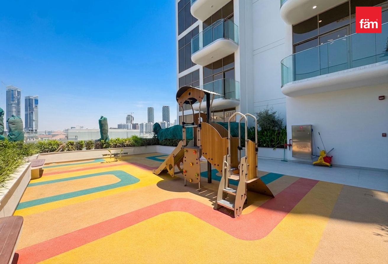 Brand New | Fully Furnished | Luxury Finished photo 12
