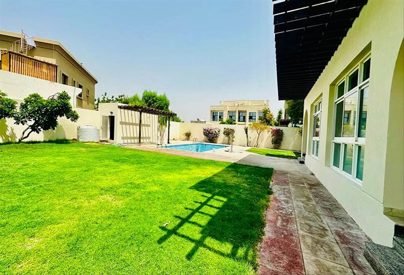 Large 5 bedroom | 2 maids + Driver's room photo 15