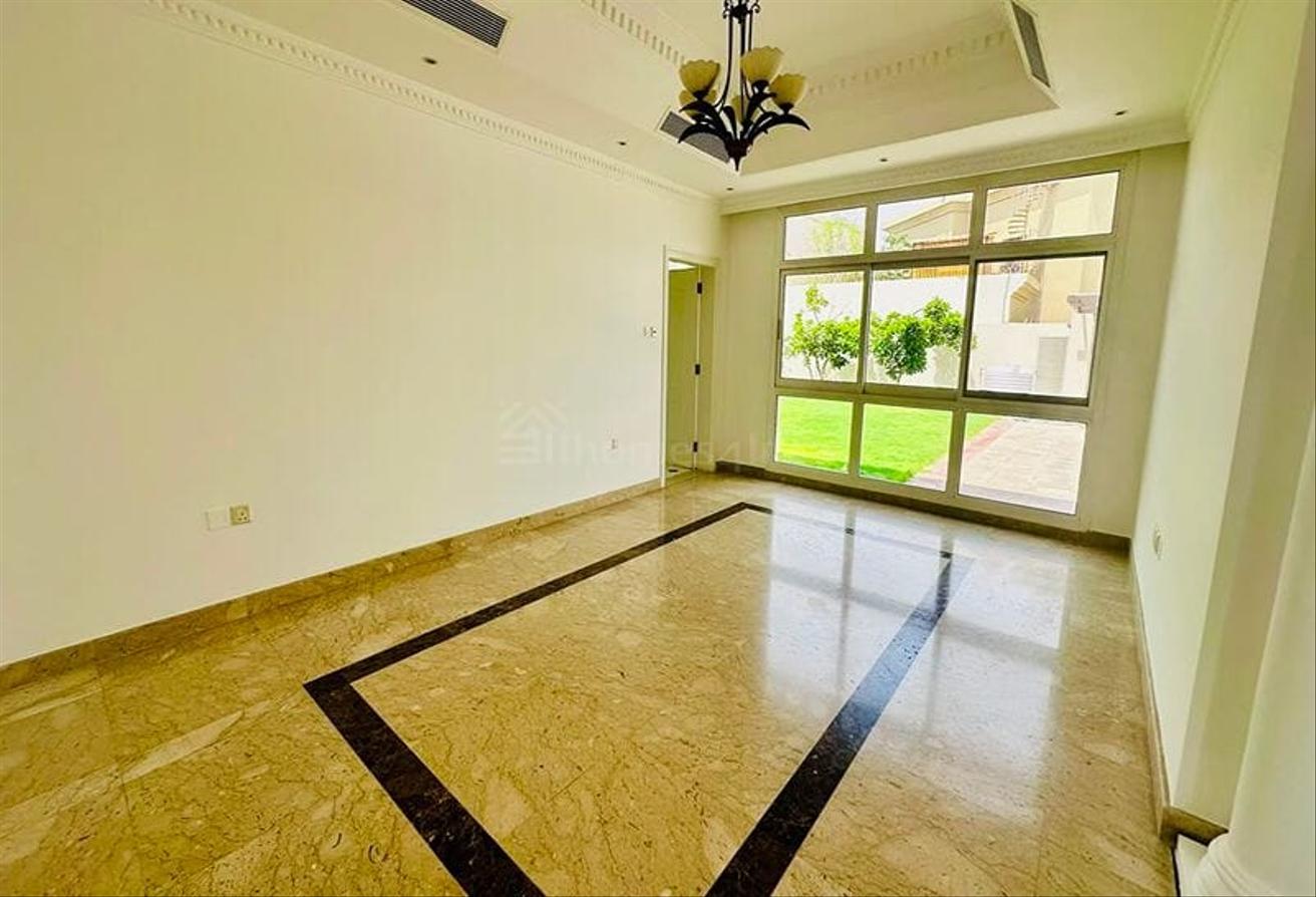 Large 5 bedroom | 2 maids + Driver's room photo 11