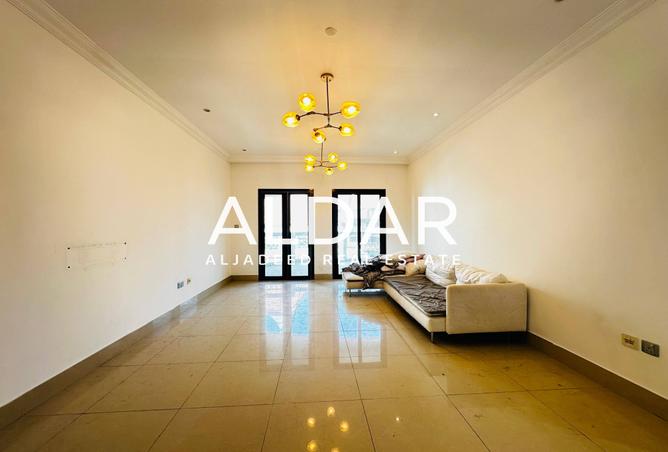 128359080 - Property Image 3