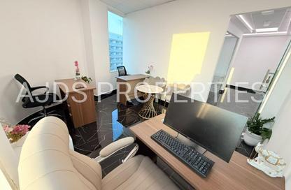 Office Space - Studio - 1 Bathroom for rent in Fatima Mohammad Ahmad Bin Suleiman Building - Al Raffa - Bur Dubai - Dubai