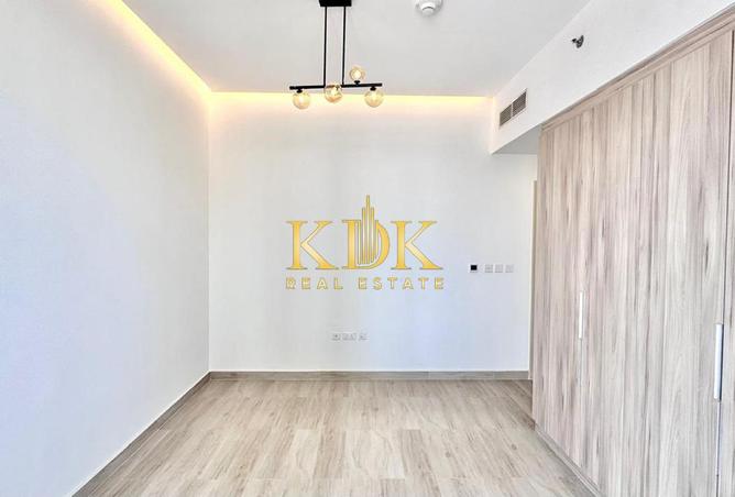 54398150 - صورة العقار 2