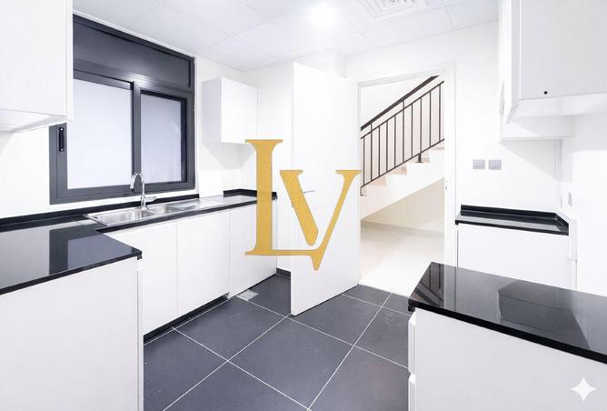 87046982 - Property Image 3