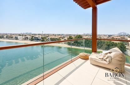 Apartment - Studio - 1 for rent in Palm Views West - Palm Views - Palm Jumeirah - Dubai