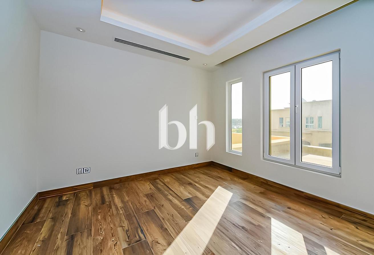 2E | Luxury Upgrades | Extended | Kitchen Equipped photo 14