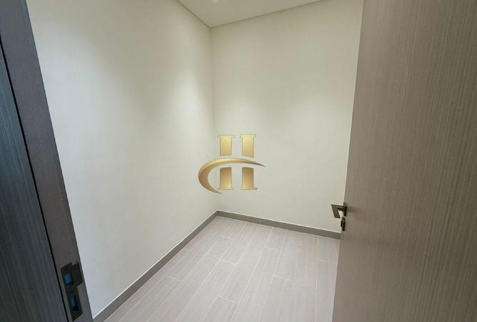 128838129 - Property Image 3
