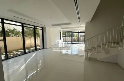 Villa - 3 Bedrooms - 5 Bathrooms for rent in Richmond - Damac Hills - Dubai