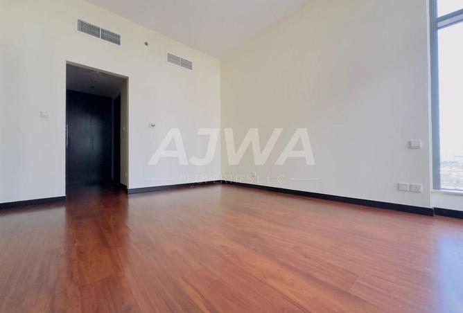 74243497 - Property Image 2