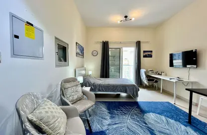 Apartment - 2 Bathrooms for rent in Silicon Gates 4 - Silicon Gates - Dubai Silicon Oasis - Dubai