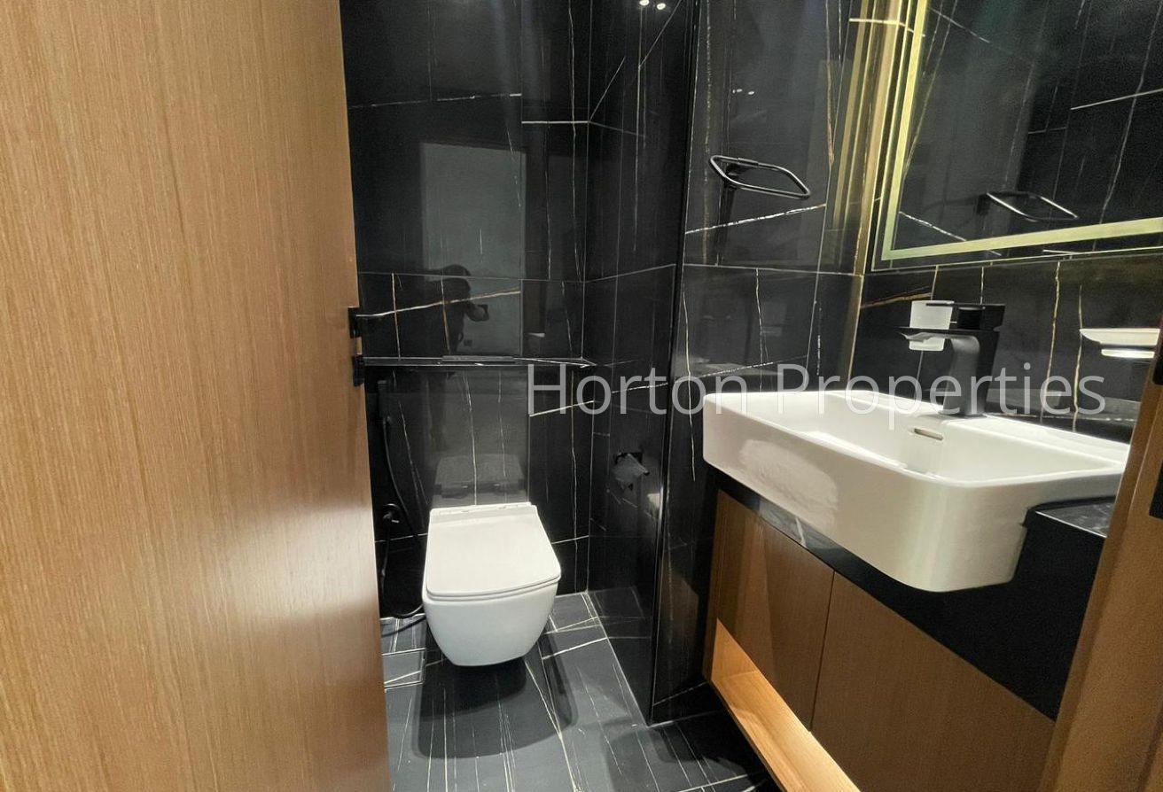 MODERN FINISHES I FITTED KITCHEN I VACANT photo 11