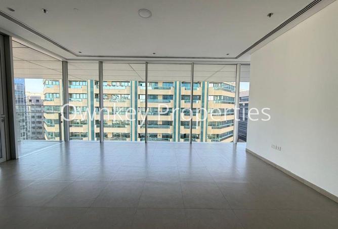 75998600 - Property Image 2