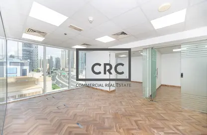 Office Space - 3 Bedrooms - 1 Bathroom for rent in Crystal Tower - Business Bay - Dubai