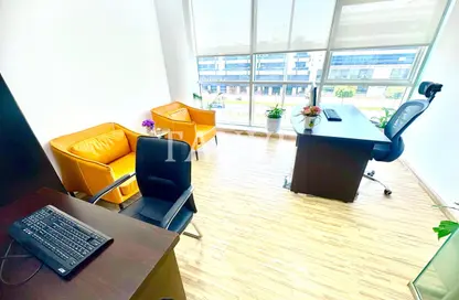 مكتب - غرفة نوم - 1 حمام للايجار في مبنى بيزنس اتريوم - عود ميثاء - بر دبي - دبي