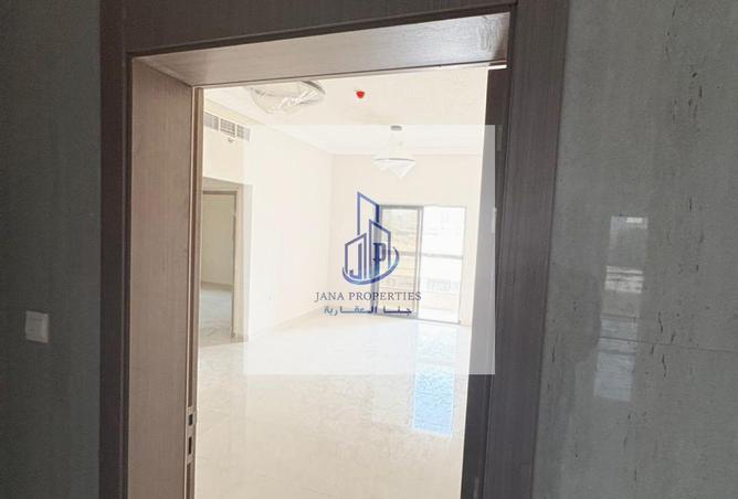 122444316 - Property Image 2