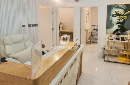 Retail - Studio for sale in Central Park Retail - Central Park Tower - DIFC - Dubai
